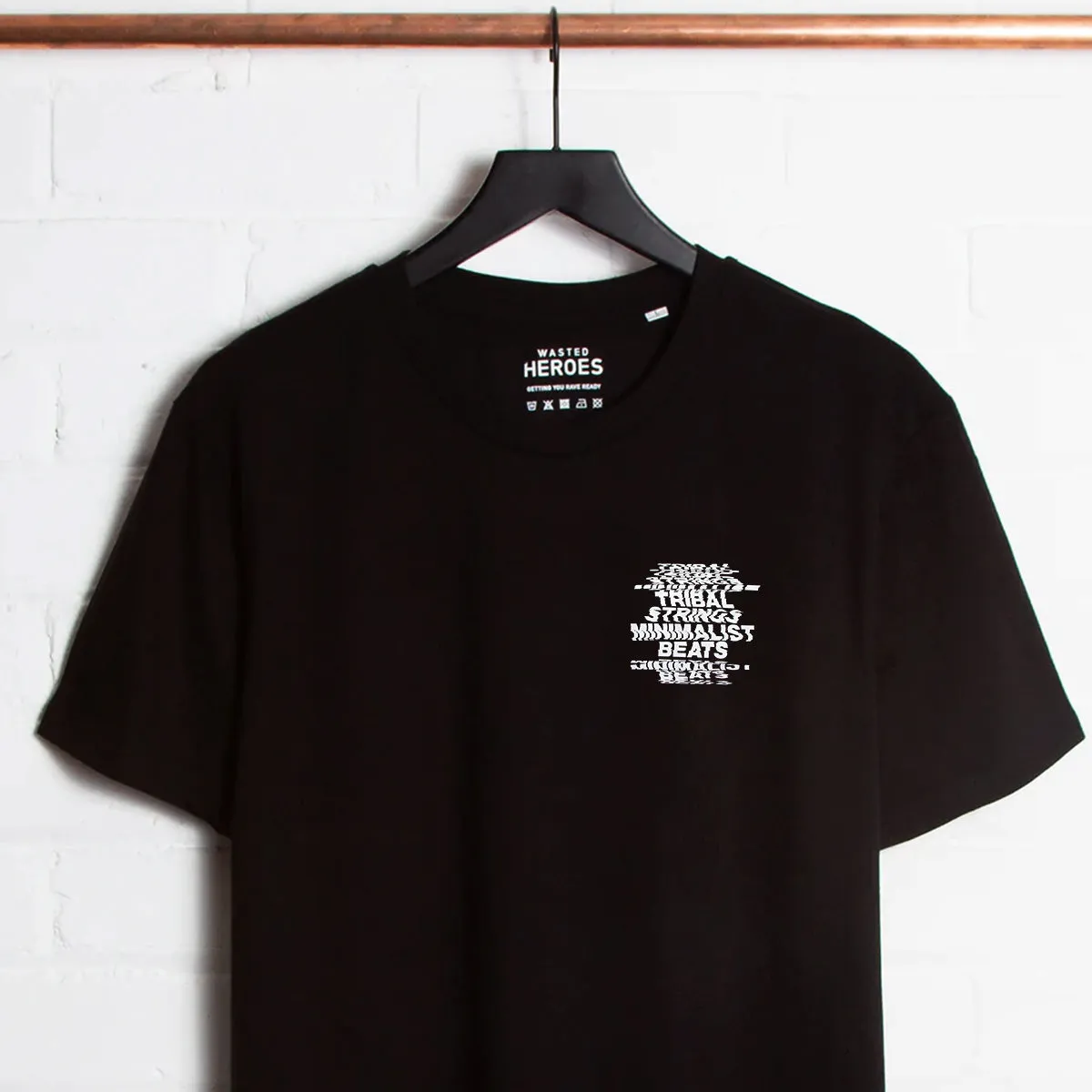 Crest Strings Distorted - Tshirt - Black