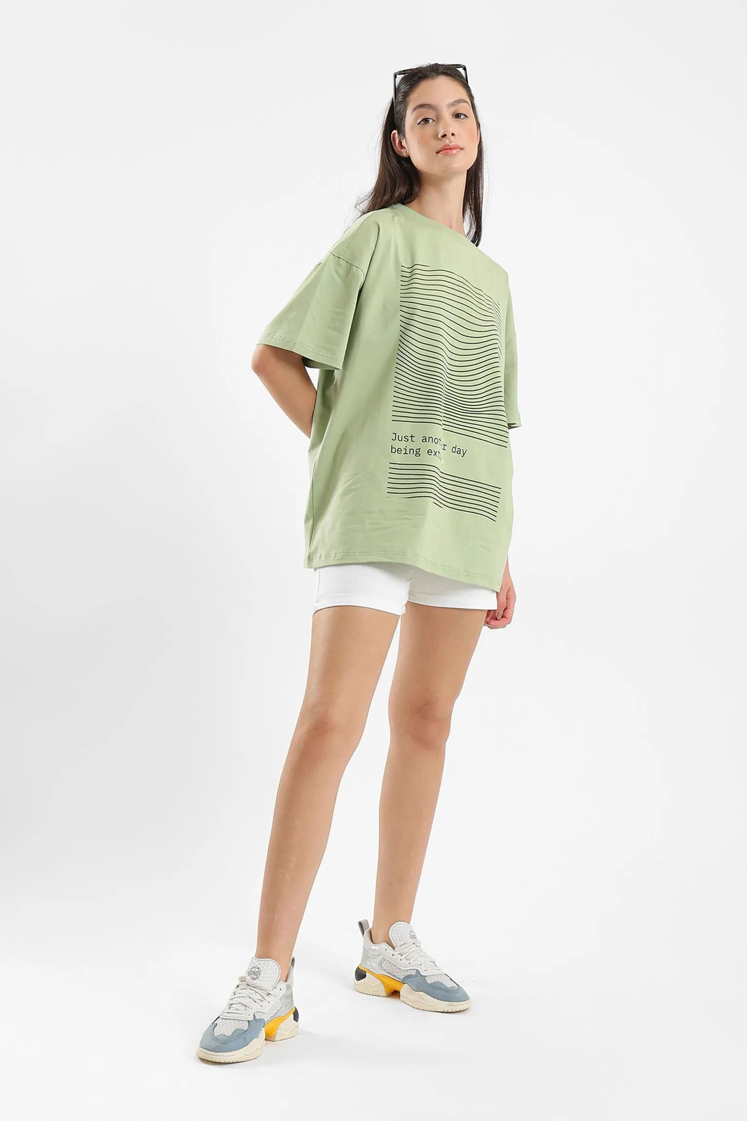 EXTRA OVERSIZED UNISEX TEE