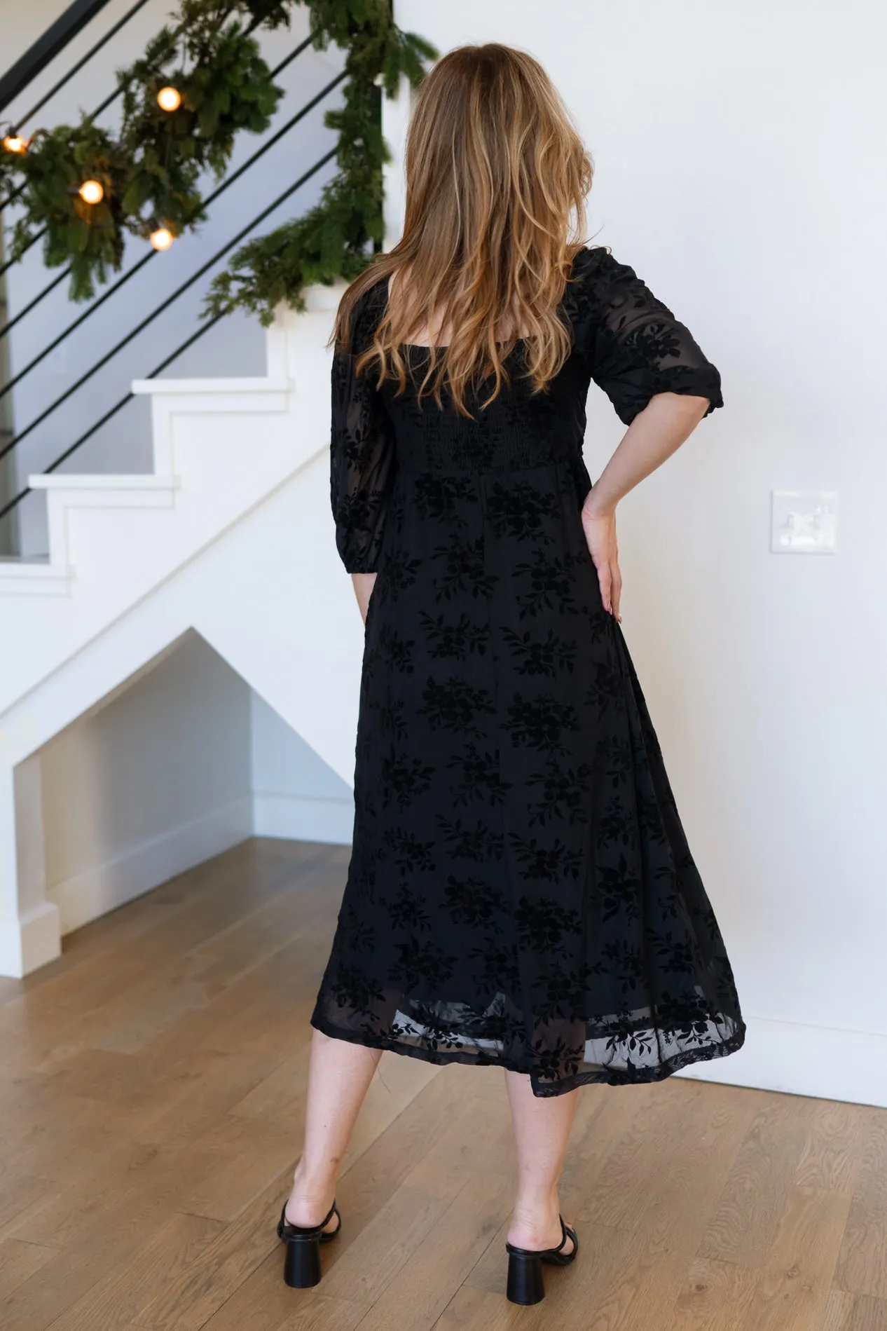 Harlow Velvet Midi Dress