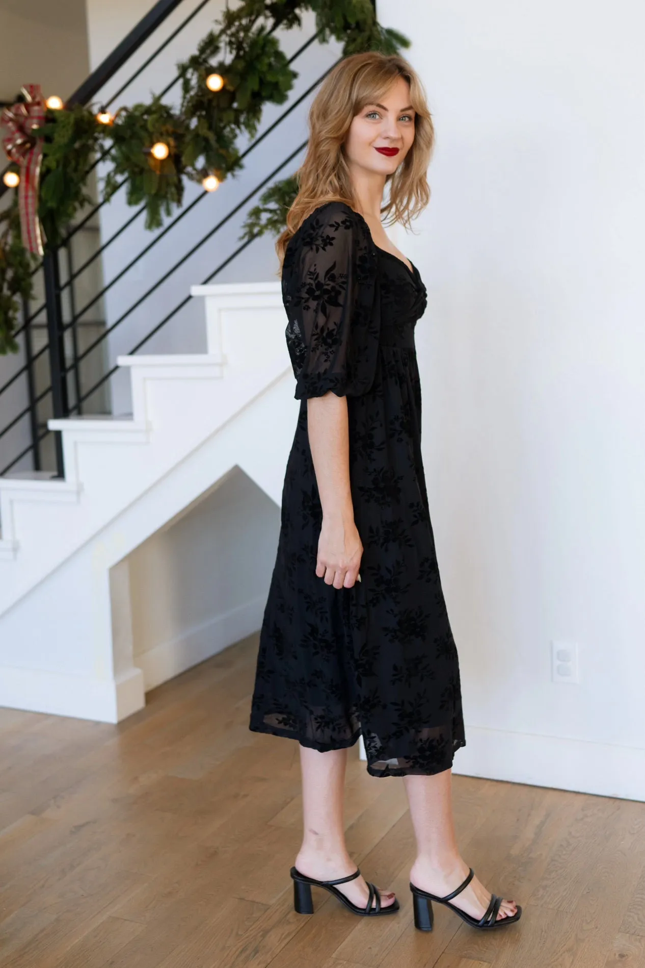 Harlow Velvet Midi Dress