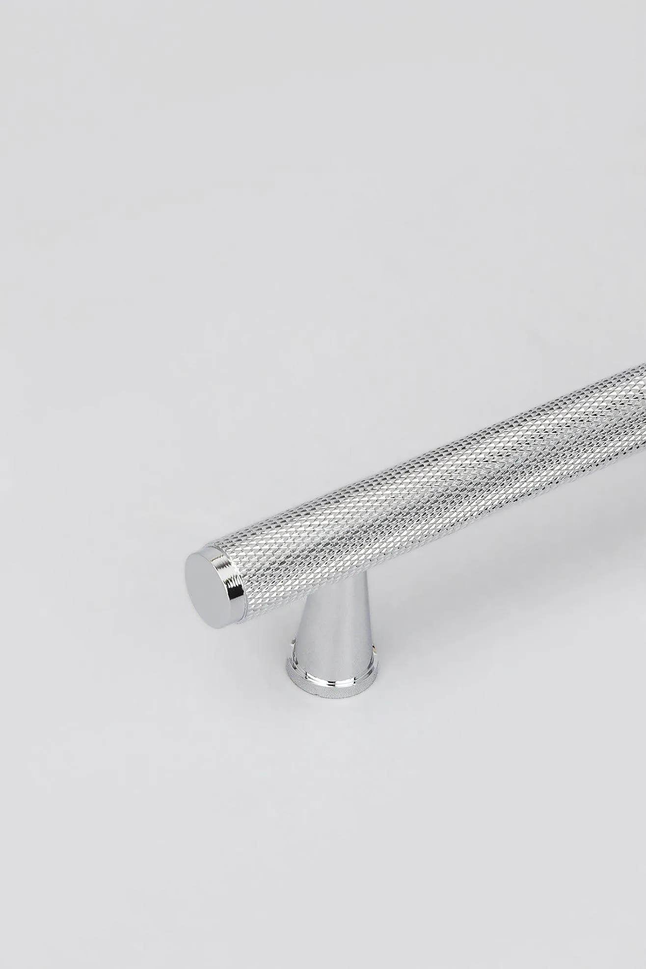 Solid Chrome Matt Knurled T Bar Kitchen Silver Cupboard Handles