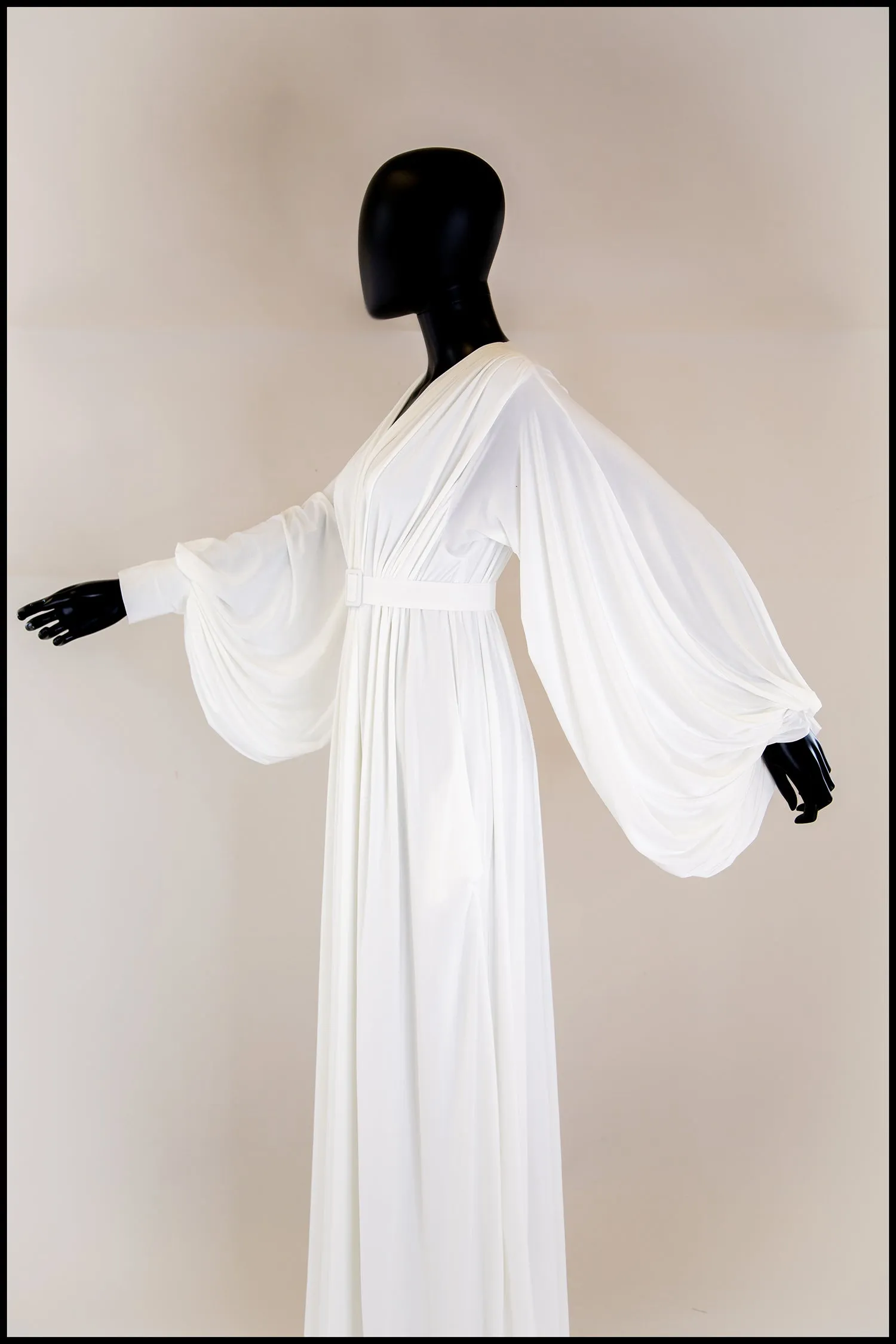 Vamp - Hollywood Draped Jersey Ivory Gown