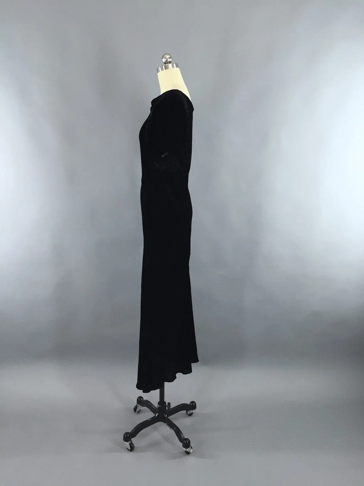 Vintage 1930s Dress / Bias Cut Dress Black Velvet Gown